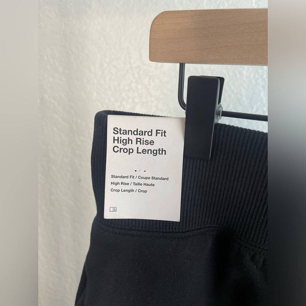 XL Black Nike Standard Fit High Rise Crop Length Sweatpants MSRP$70 - Picture 3 of 4